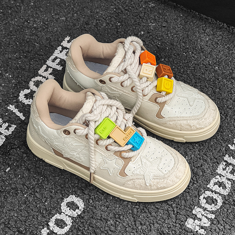 Zapatos Luxury Designer Shoes Men New Style 2024 Original Flat Sneakers Wholesale Fashion Casual Skateboarding Shoes Walking Man
